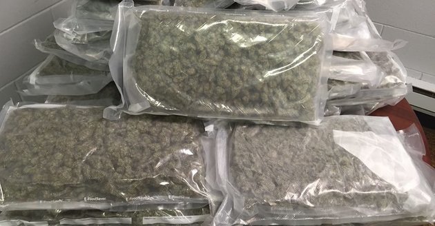 Poliţia din New Jersey a găsit 22 de kilograme de marijuana şi îl aşteaptă pe proprietar