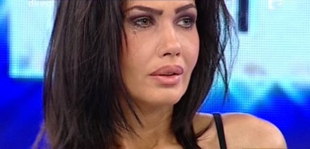 Oana Zăvoranu a căzut la pat! Mesajul postat pe Facebook de brunetă
