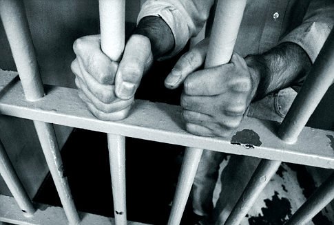 Adjunctul Penitenciarului Giurgiu, gardieni şi deţinuţi, audiaţi în urma unor percheziţii 