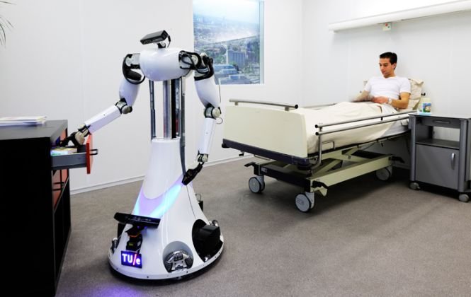 Primul spital care pune roboţii să aibă grijă de bolnavi