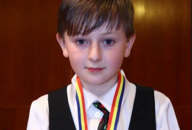 Un băieţel din Petroșani, printre cei mai buni pianişti din lume