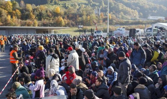Germania şi Austria oferă asistenţă Sloveniei, pe fondul afluxului de imigranţi