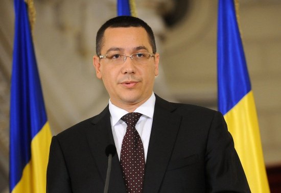 Premierul Victor Ponta se întoarce de urgenţă în ţară