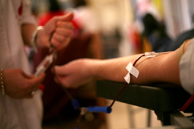 Apel către donatorii de sânge: Veniţi începând de mâine, astăzi avem foarte mulţi donatori