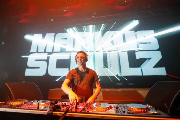 Unul dintre cei mai cunoscuţi DJ din lume ia o decizie radicală după tragedia din Colectiv