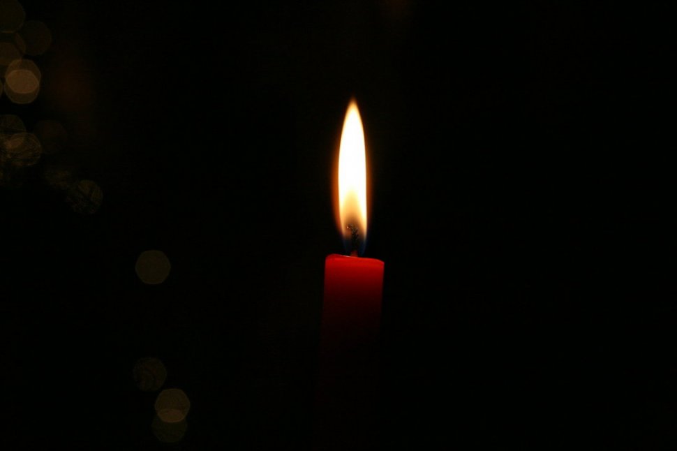 Românii din Canada, solidari cu victimele şi familiile incendiului din Clubul Colectiv 