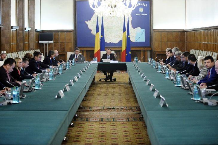 Gabriel Oprea şi-a păstrat fotoliul la prima şedinţă cu noul premier. Cum explică 340561