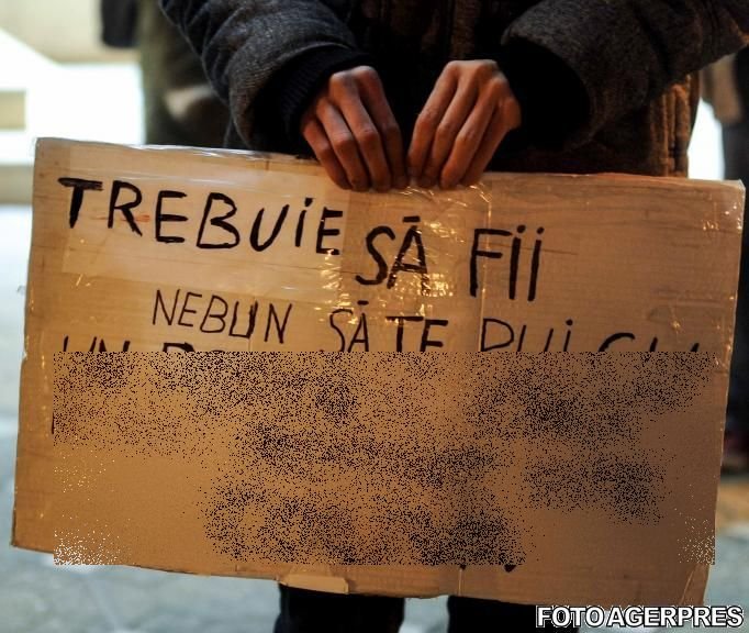 Mesaj inedit apărut pe o pancartă la protestul din Timişoara
