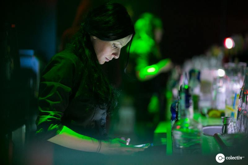  Mesaje sfâșietoare după moartea tinerei barmanițe din Colectiv. Omagiul adus de prietenii fetei 340984