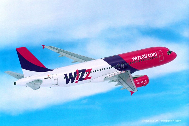 Wizz Air reia zborurile din Craiova