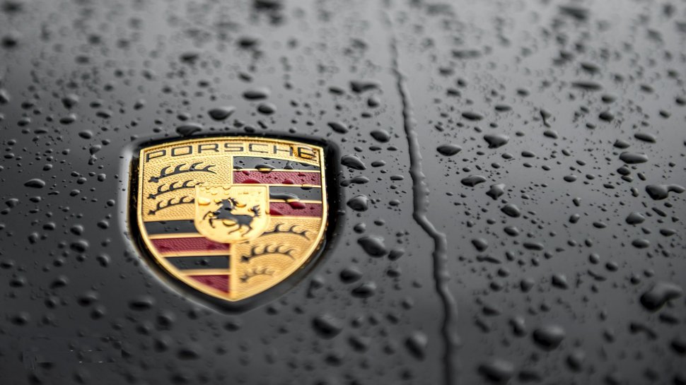 Efectul Volkswagen: Profitul holdingului Porsche s-a înjumătăţit 