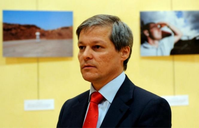 Premierul desemnat Dacian Cioloș a discutat cu liderii PNL. Concluziile întâlnirii