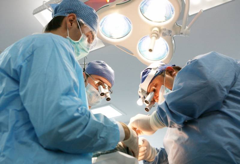 Sală inundată în timpul unei intervenţii chirurgicale. Imagini incredibile!