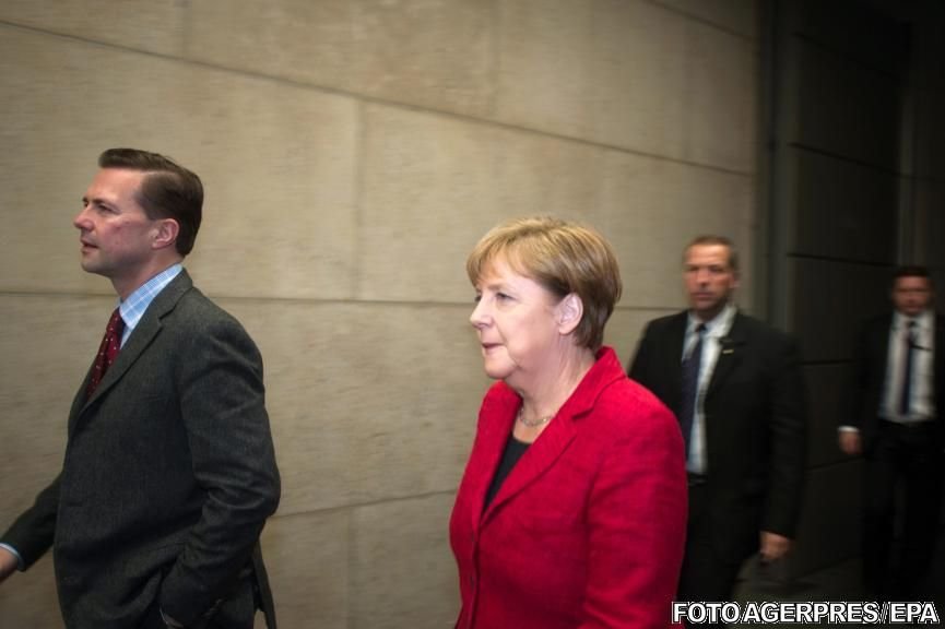 Panică în Hanovra! Angela Merkel a fost escortată de pe stadion