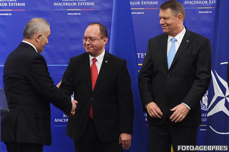 Bogdan Aurescu, elogiat de noul ministru de Externe, la preluarea mandatului