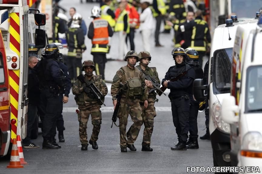 Operaţiuni de amploare în Franţa. Arme confiscate şi zeci de persoane reţinute, după atentatele de la Paris