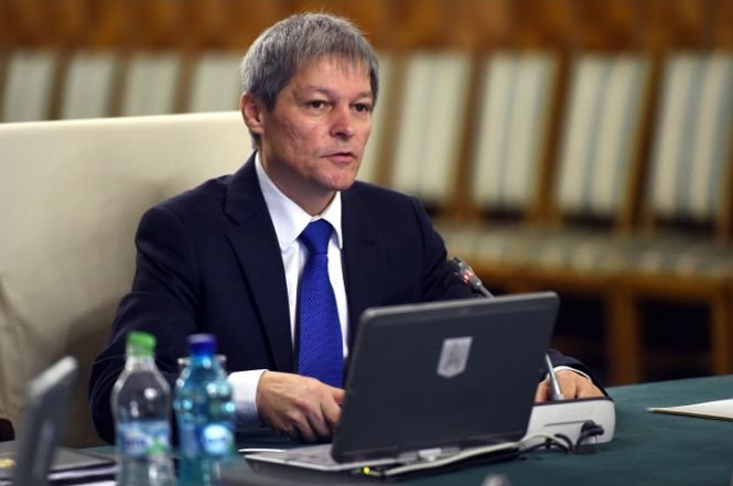 Prima şedinţă a Guvernului Cioloş. Premierul: Începeţi discuţii pentru pregătirea bugetului
