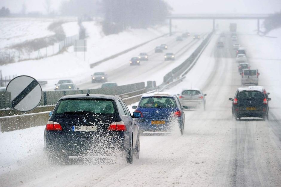 Ninge puternic! Autostrada Sibiu-Orăștie e blocată!