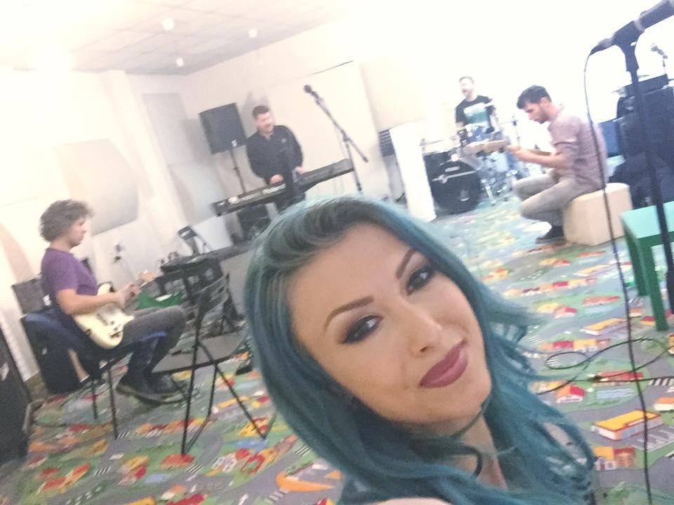  Imagini șocante cu Andreea Bălan. S-a dat peste cap, iar fanii i-au transmis un mesaj uluitor 345576