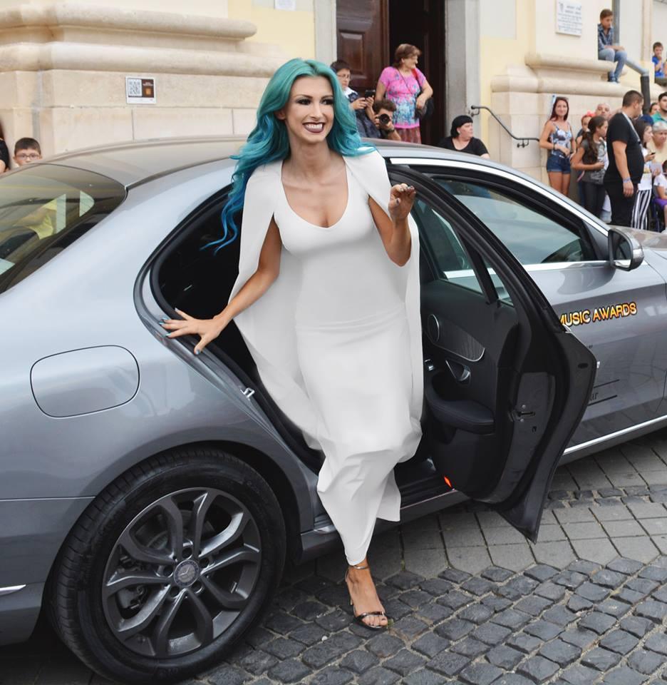  Imagini șocante cu Andreea Bălan. S-a dat peste cap, iar fanii i-au transmis un mesaj uluitor 345577