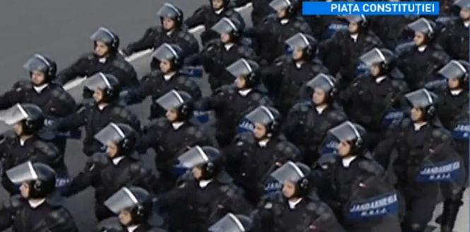 Românii sărbătoresc Ziua Naţională. Vezi imagini de la parada militară  346170