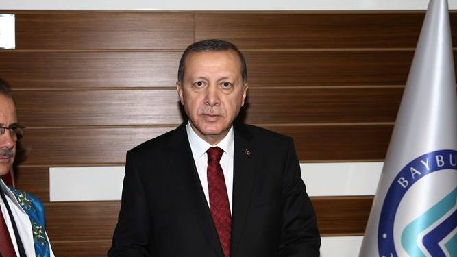 Rusia susține că are dovezi care îl incriminează pe președintele Turciei de afaceri cu ISIS