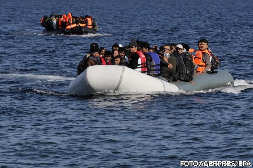 Peste 280 de migranți înghesuiți într-o ambarcațiune, salvați în ultima clipă de un vas spaniol 