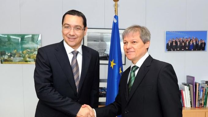 Guvernul Cioloş păstrează majorările promise de Ponta