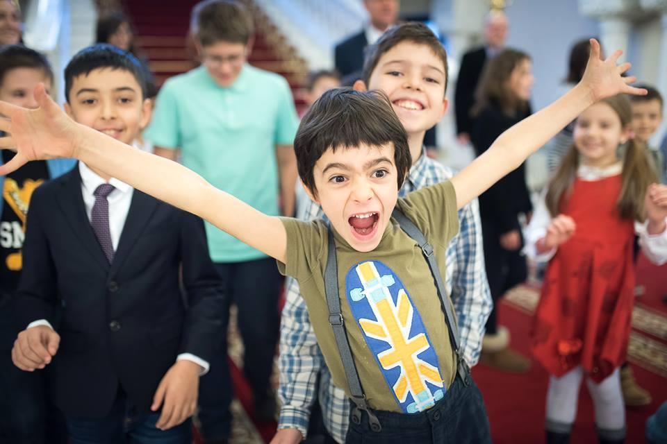 Reacția minunată a unui copil atunci când l-a văzut pe Klaus Iohannis 347139