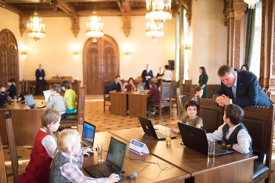 Reacția minunată a unui copil atunci când l-a văzut pe Klaus Iohannis 347141