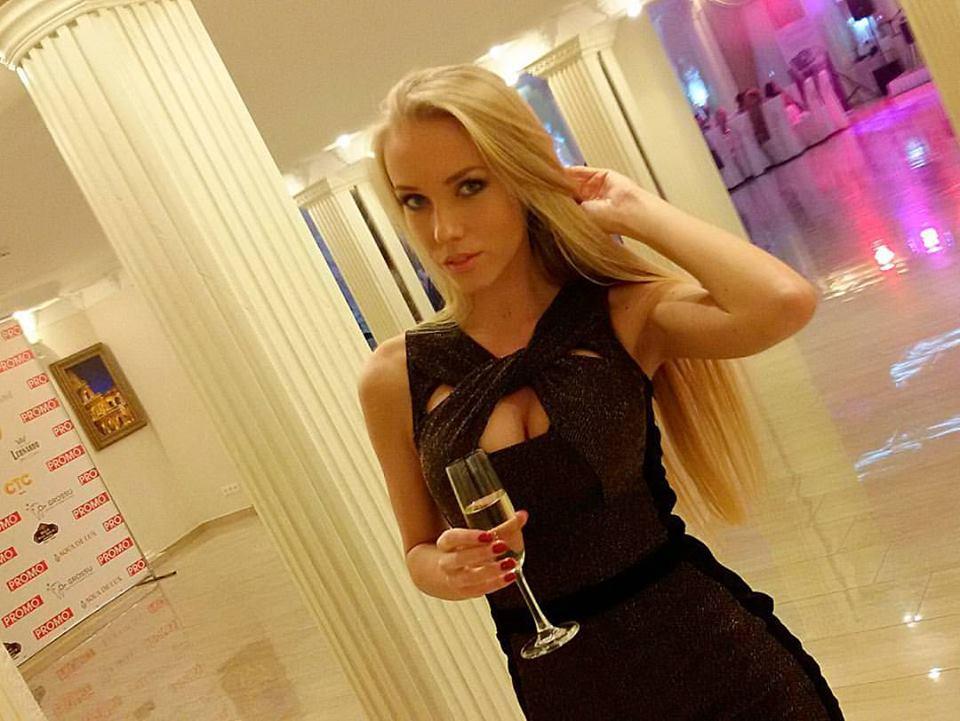 O superbă tânără din Chișinău este noua Miss România. Galerie foto 347327