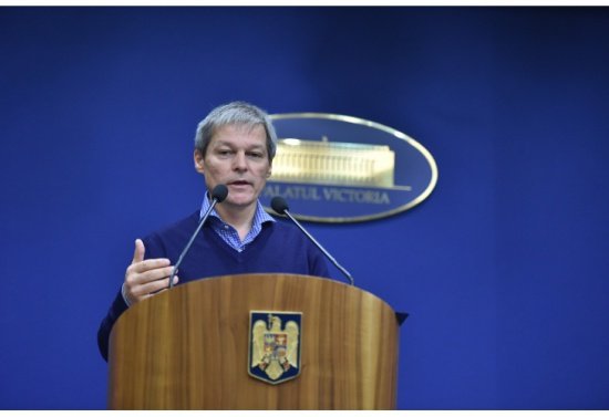 Cioloş seeks budget &quot;redemption&quot; on St. Nicholas Day