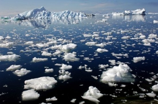 Este alarmant ce se întâmplă cu ghețarii din Groenlanda