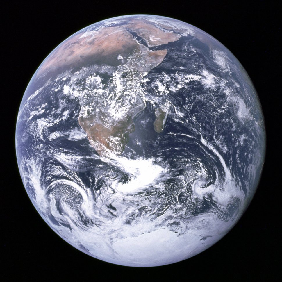 Imaginea superbă publicată de NASA. Pământul, aşa cum a fost văzut de echipajul misiunii Apollo 17
