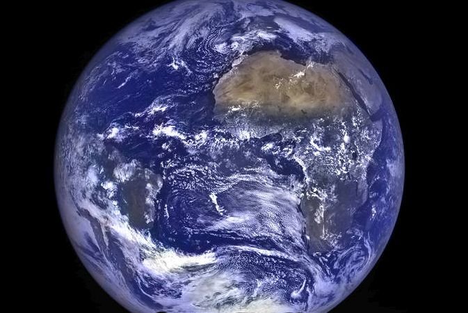 Imagine uluitoare publicată de NASA: ”Răsărit de Terra” văzut de pe Lună 