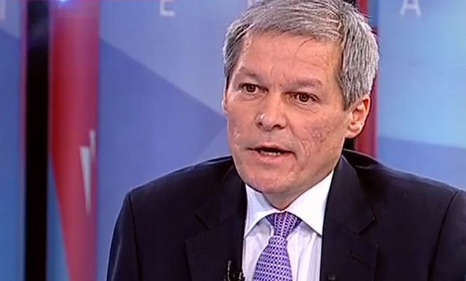 Dacian Cioloş: Nu mă înscriu în niciun partid politic. Nu am intenţia să mă prezint la alegerile din 2016