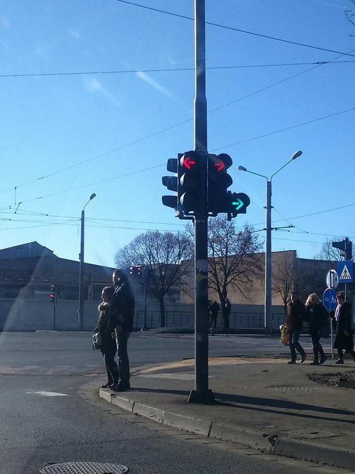 Mai bine de jumătate dintre semafoarele inteligente din București au fost repuse în funcțiune