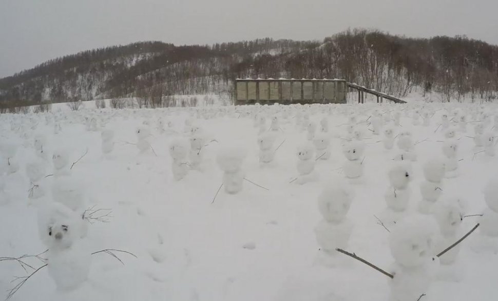 Câţi oameni de zăpadă pot fi construiţi într-o oră. Recordul incredibil stabilit în Japonia