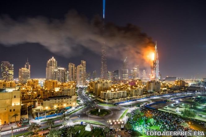 Imagini din interiorul hotelului de lux care a luat foc în Dubai