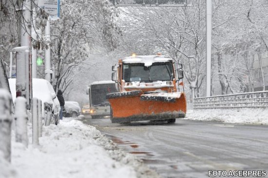 Cât încasează companiile care ar trebui să cureţe iarna străzile din Bucureşti