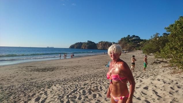 Cum arata Monica Tatoiu in costum de baie! Are 59 de ani si nu se rusineaza deloc 353461