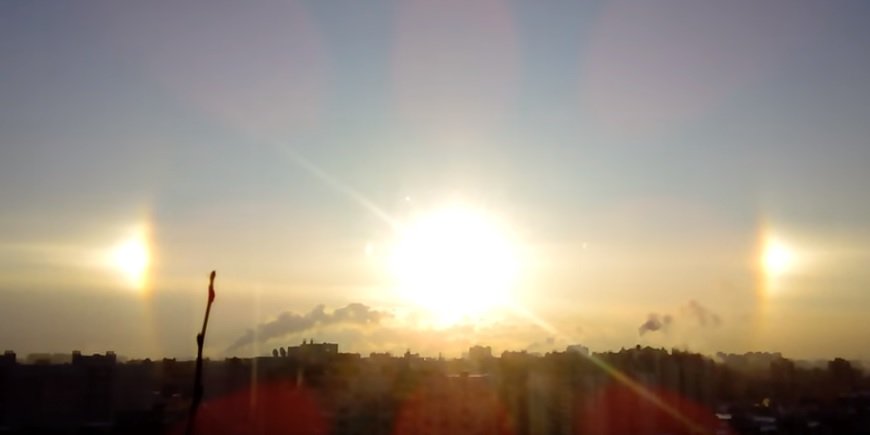 Locuitorii unui oraș din Rusia au văzut trei sori pe cer marți dimineață