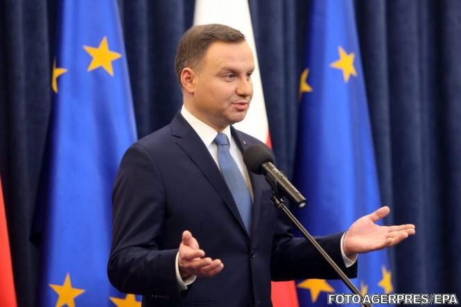 Președintele polonez îi sfidează pe oficialii de la Bruxelles. A promulgat o lege intens criticată