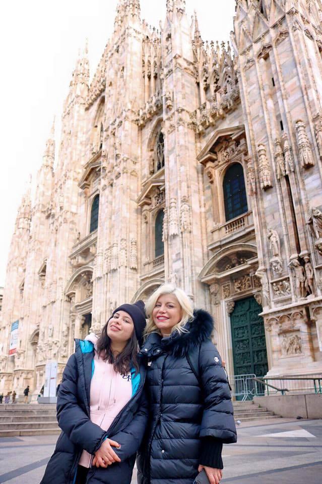 Toată lumea ştie cum arată Loredana, însă uite-o pe fiica ei! Crezi că seamănă? 354264