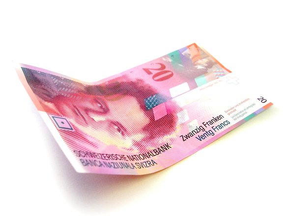 Ce se întâmplă cu francul elvețian în 2016. Anunțul făcut de președintele Băncii Naţionale a Elveţiei