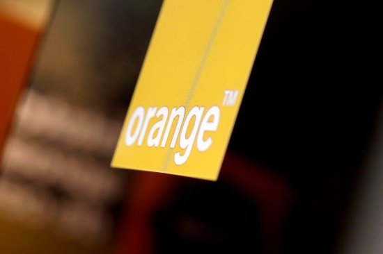 Grupul Orange va achiziționa un mare operator de telefonie mobilă