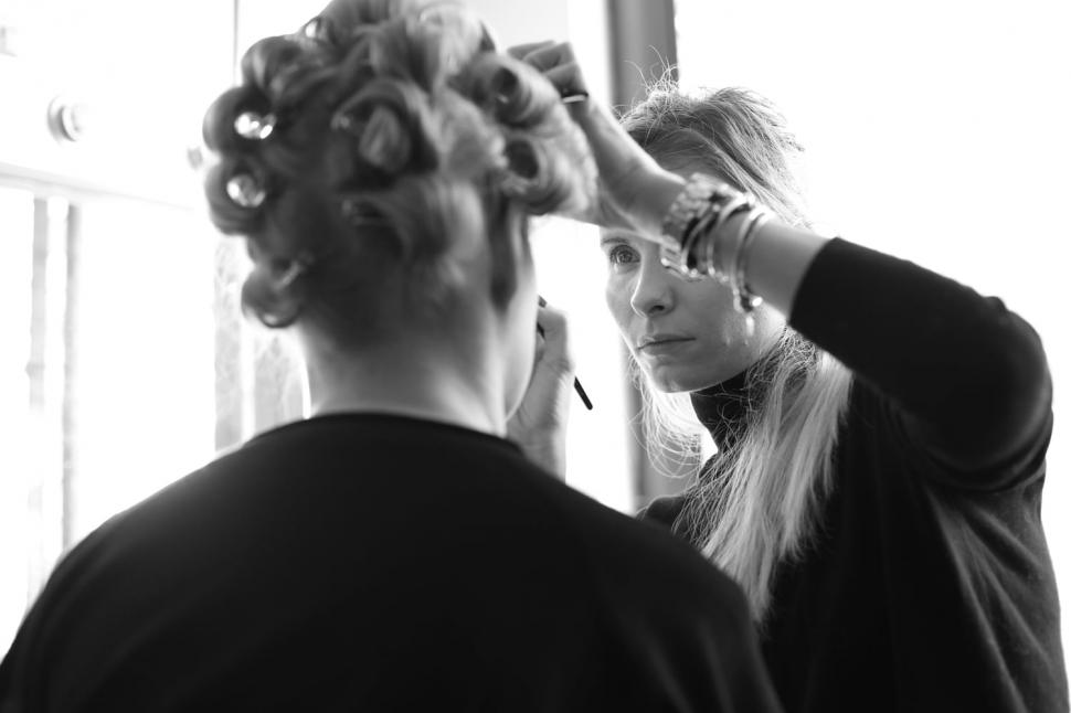  Imagini nemaivazute cu Valentina Pelinel! Cum arata nemachiata si cu bigudiuri in cap 354743