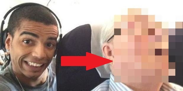 Fostul iubit al Madonnei și-a făcut un selfie în avion, dar acum ar putea plăti 50.000 de euro pentru tupeu. Cine stătea lângă el?