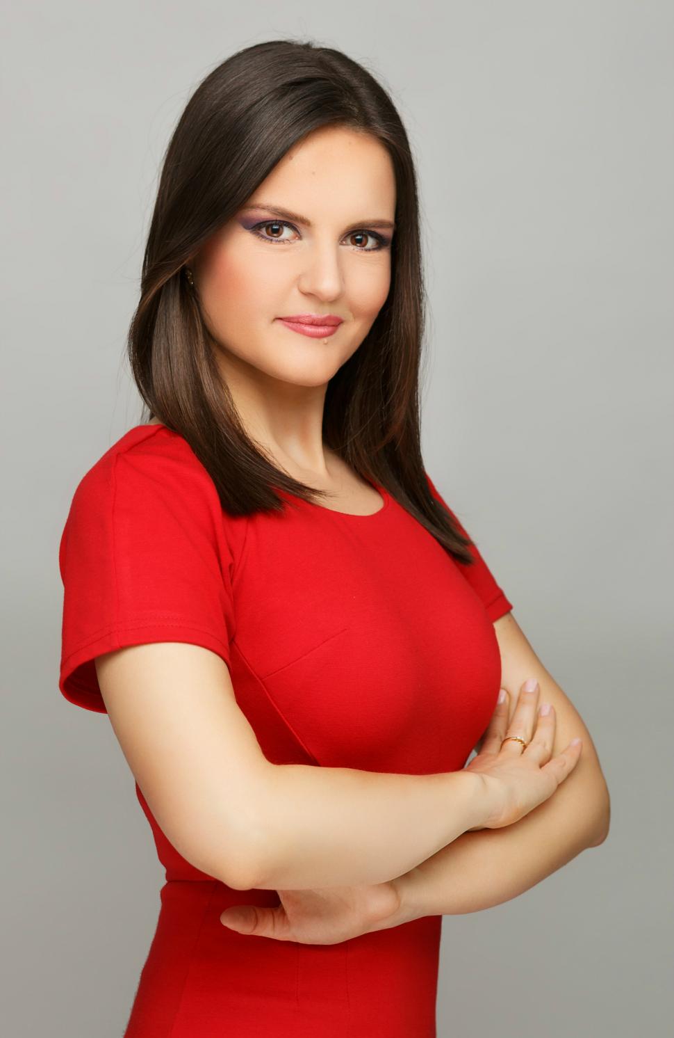 PE CUVÂNT cu Ana Iorga, în fiecare duminică de la 17.40, la Secvenţial, Antena 3 356460