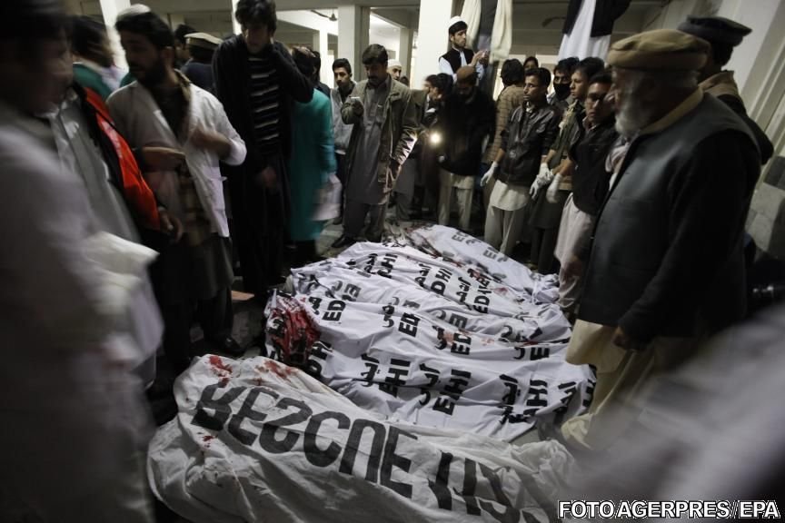 Atac armat la o universitate din Pakistan. Cel puțin 30 de morți în atacul revendicat de talibani